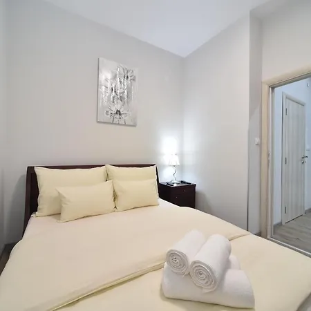 Apartamento Atlas 24h *